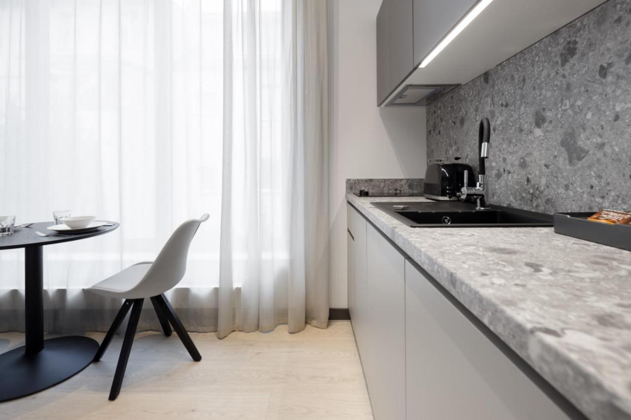 Apartamenty L11 Poznan Bagian luar foto